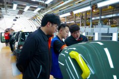<b>以讲授竞赛为抓逼讲堂质量提拔</b>